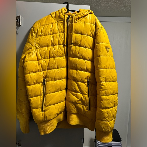GUESS Winter Puffer Jacket Yellow - Picture 1 of 5